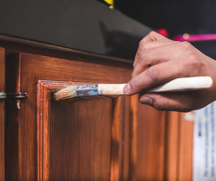 A beautiful cabinet refinishing and repaiting​